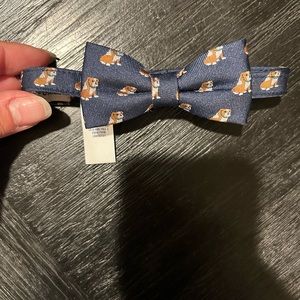 Janie and Jack: Infant Bow Tie w Dog Detail - Worn 1 time - 0-24 months